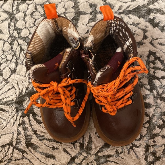 New Original Penguin NWOT Toddler Brown Outdoor Winter Fall Boots 6 - Picture 3 of 10